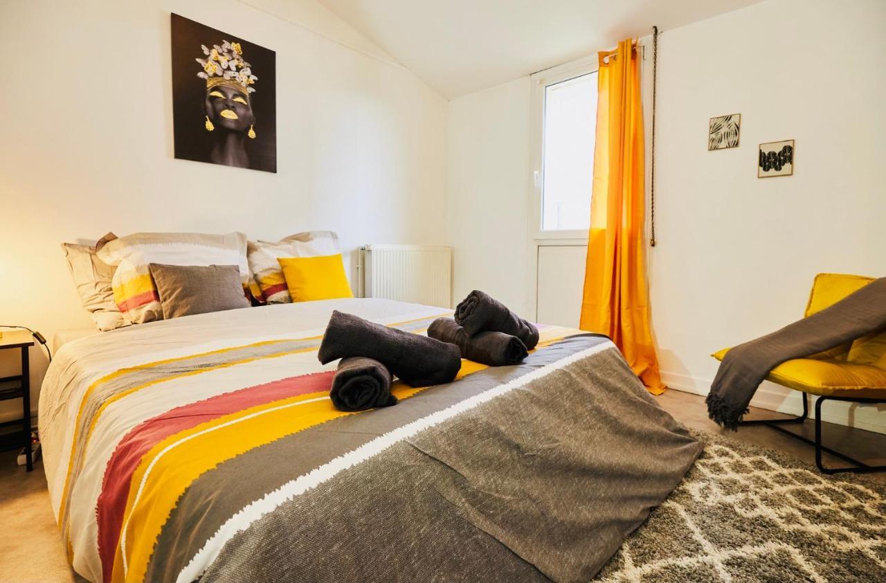 Mona Lisa : Superbe Loft centre ville - Parking gratuit - Wifi ultra rapide-Appareil Massage-Netflix-Jeu société Troyes Esterno foto
